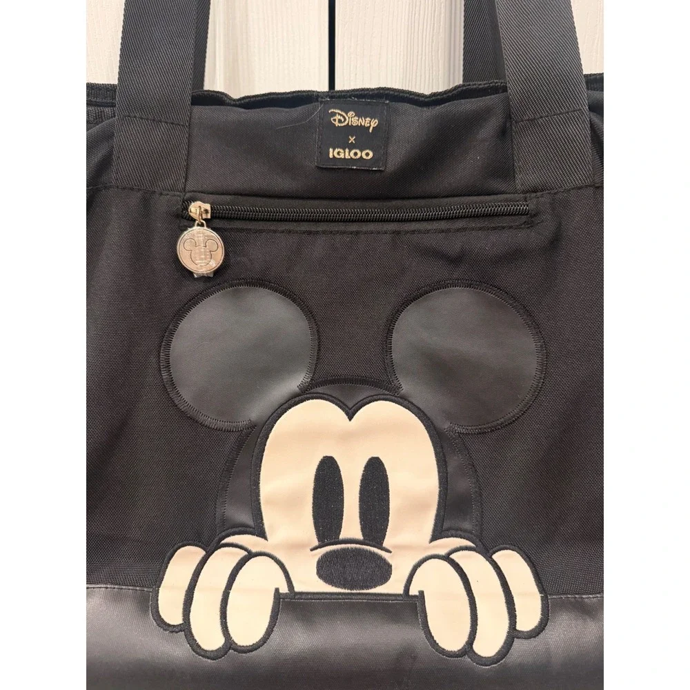 Disney x‎ Igloo Mickey Mouse Insulated Cooler Tote Bag Black Character Graphic
